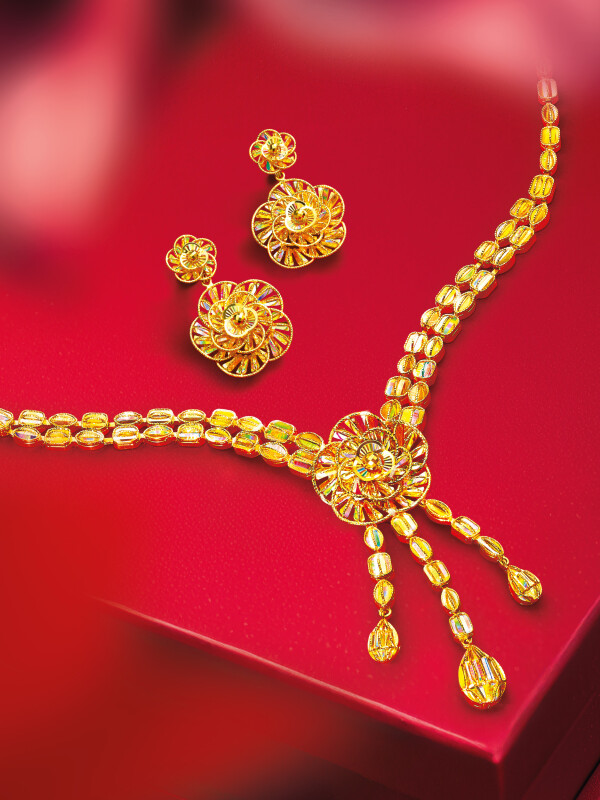 六福珠寶 Lukfook Jewellery-4-婚戒首飾