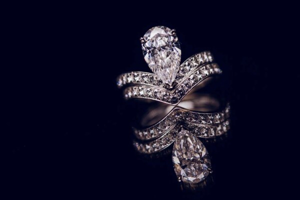 Atelier Wengi-1-婚戒首飾