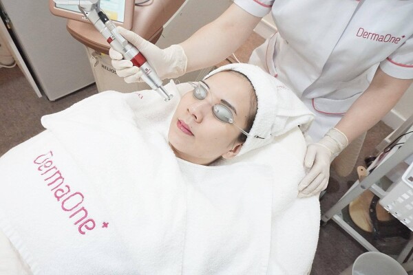 DermaOne醫學美容中心-4-化妝美容