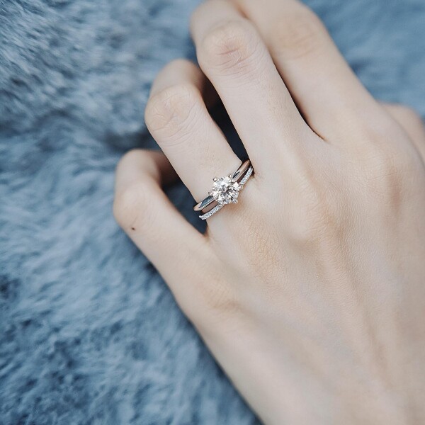 Ours Diamond-4-婚戒首飾