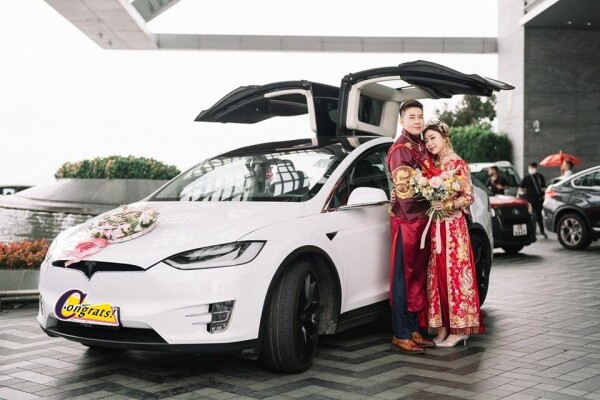 Tesla 結婚花車 - WeddingCars.hk-0-婚禮服務
