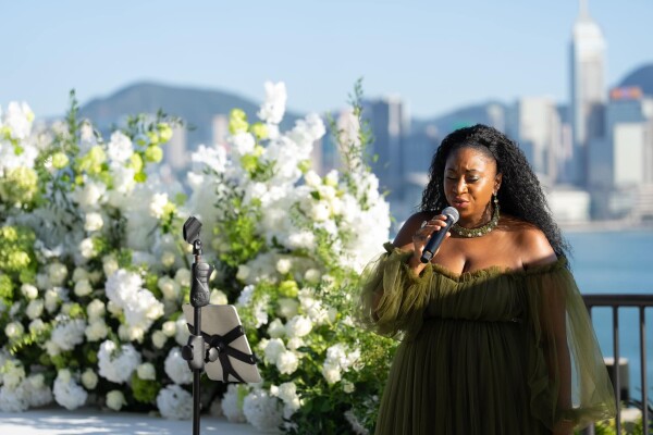 White Bridal Salon-2-婚禮服務