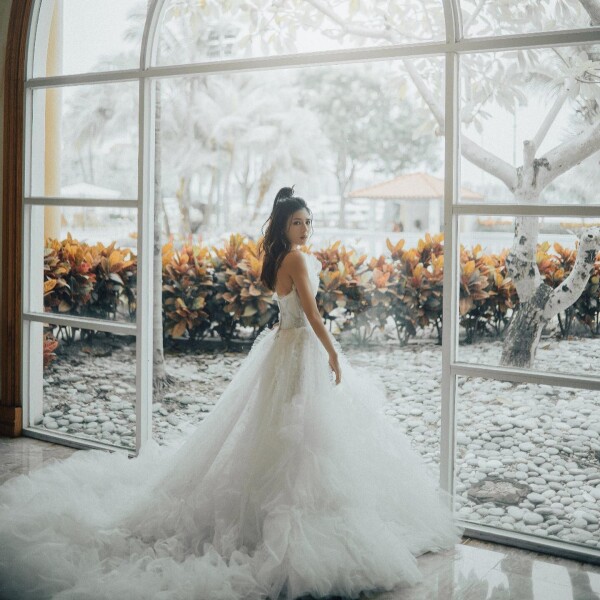 Circle Weddings-1-婚紗禮服